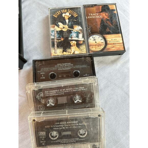 Classic Country Music Cassette Tapes 1970/80, Reba, Crystal Gayle, George Strait - Picture 11 of 13